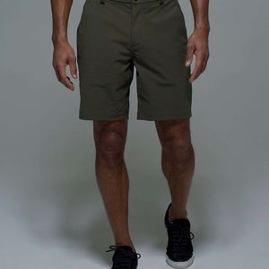 Lululemon ABC Short 9" fatigue green